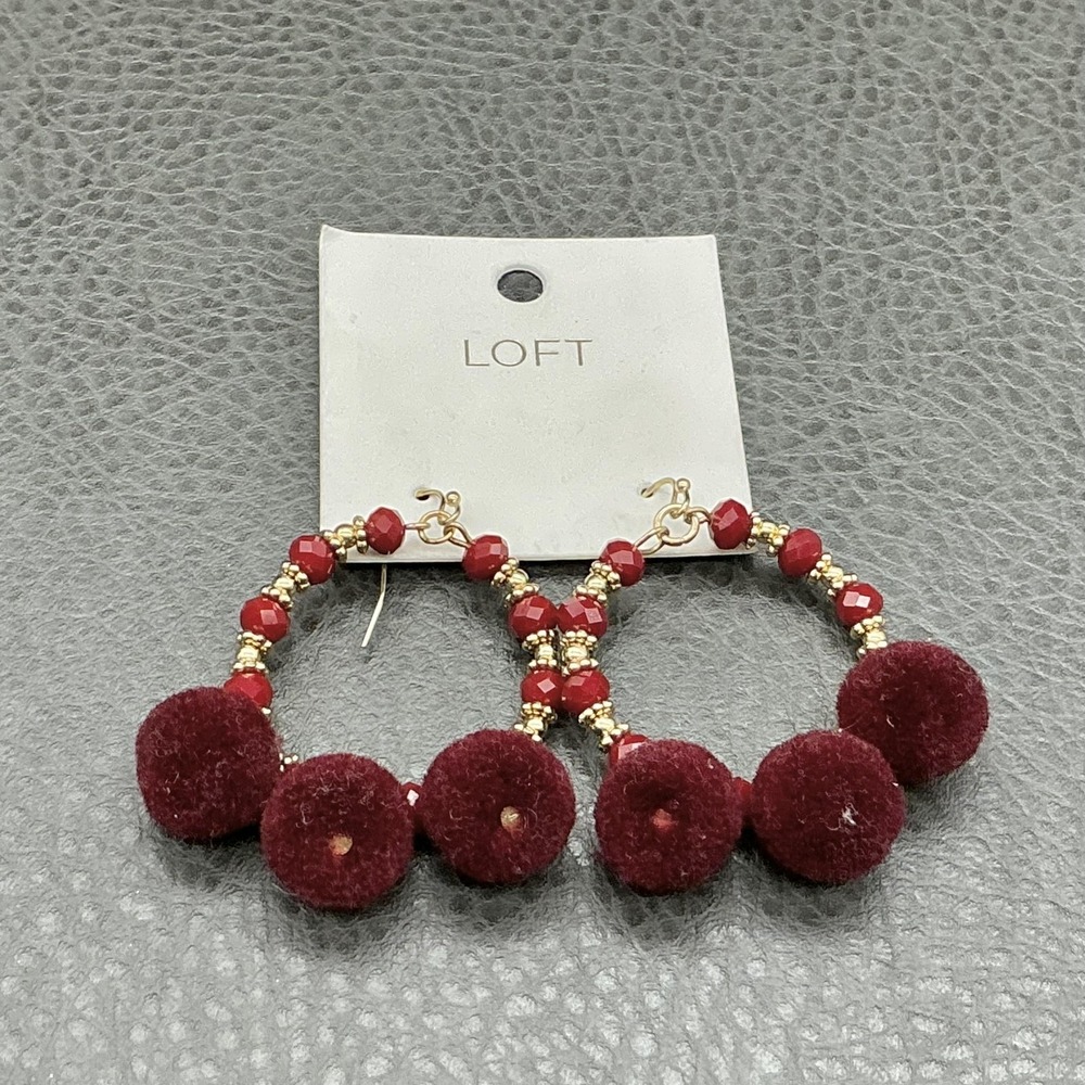 LOFT Earrings Red Beaded Hoop‎ Womens Gold Tone Pom Pom Dangle Jewelry Fashion - Picture 2 of 7
